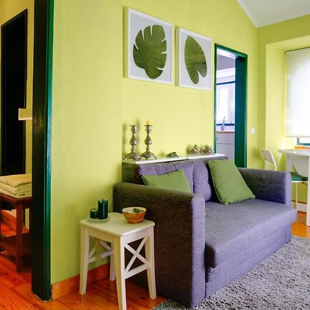 Cozy House By Famous Flea Market With Terrace Lisbona Esterno foto