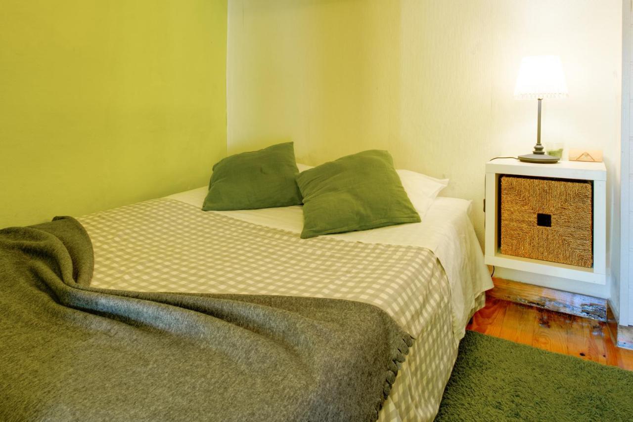 Cozy House By Famous Flea Market With Terrace Lisbona Esterno foto